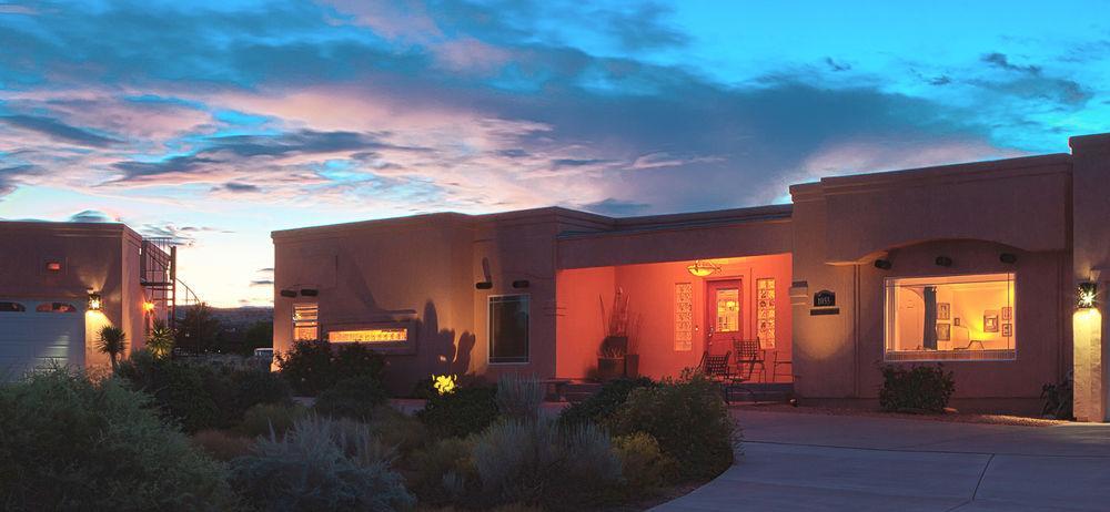 Dreamkatchers Lake Powell Bed & Breakfast บิ๊ก วอเตอร์ ภายนอก รูปภาพ