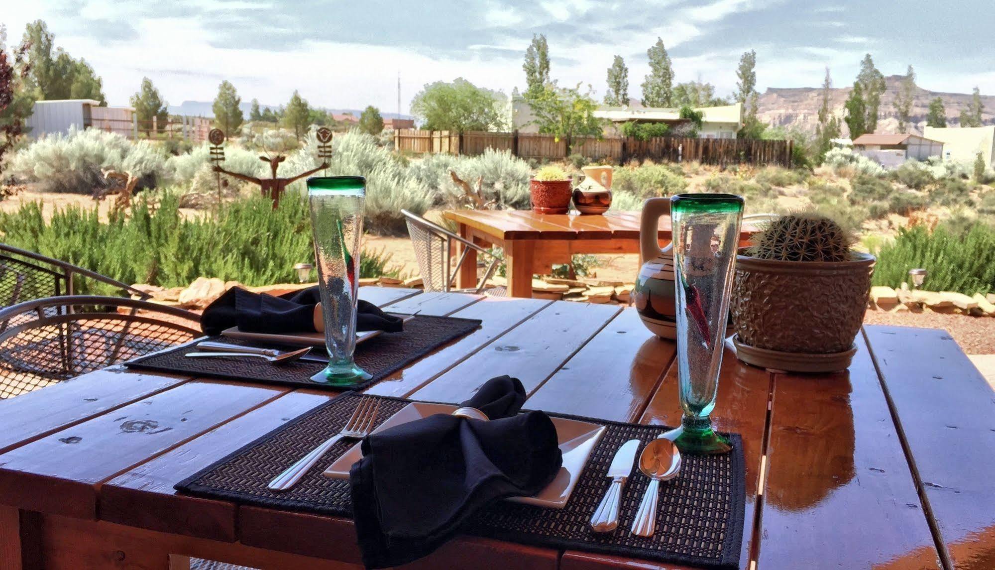Dreamkatchers Lake Powell Bed & Breakfast บิ๊ก วอเตอร์ ภายนอก รูปภาพ