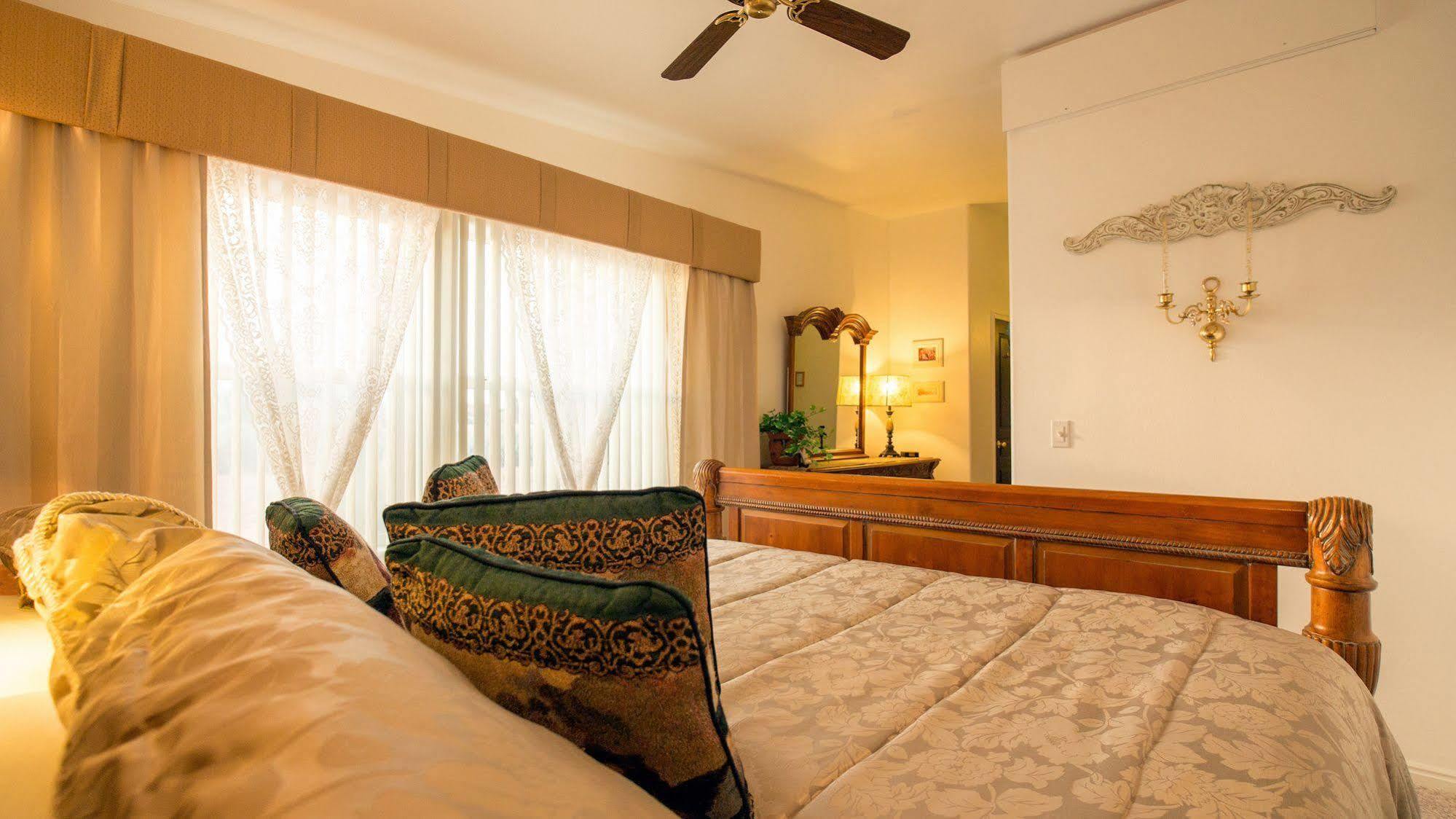Dreamkatchers Lake Powell Bed & Breakfast บิ๊ก วอเตอร์ ภายนอก รูปภาพ