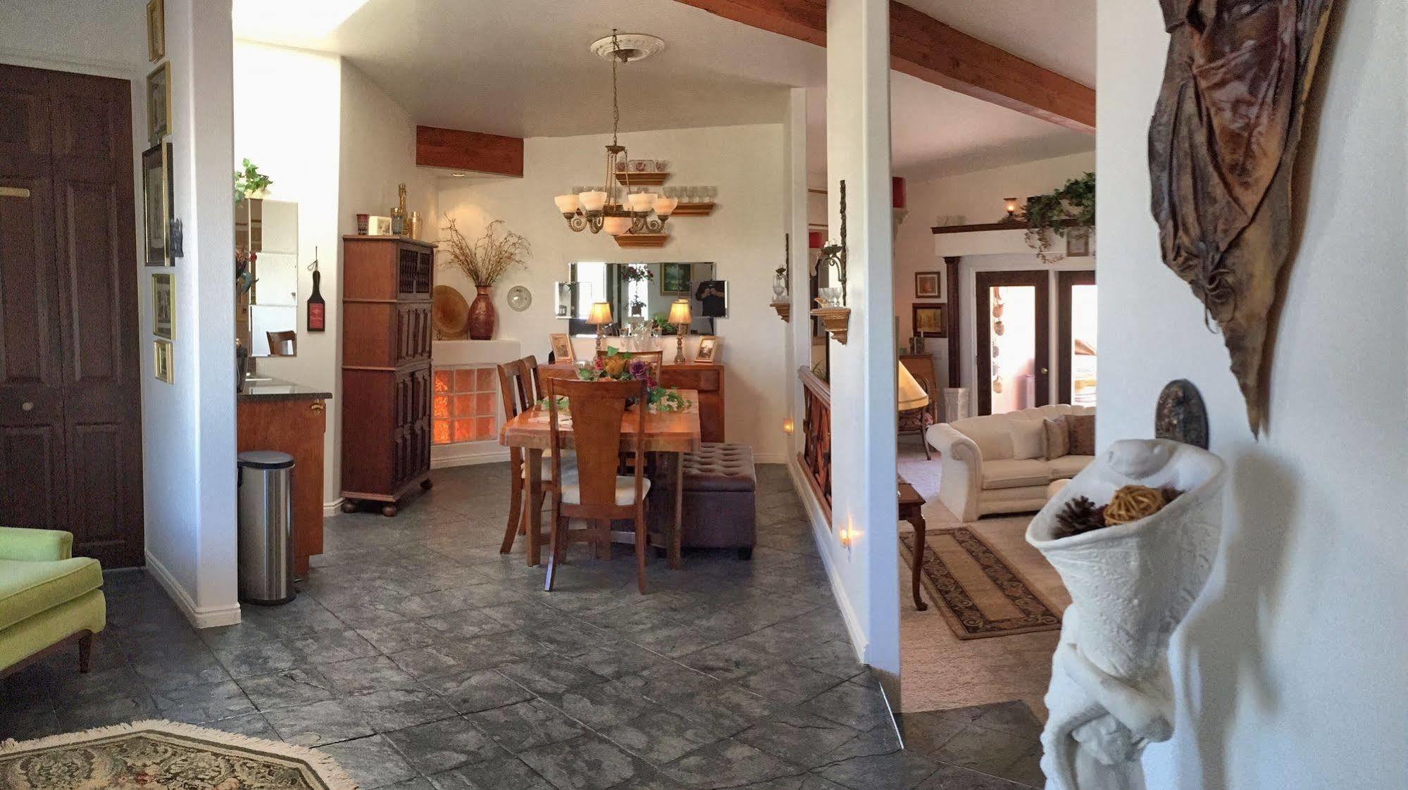 Dreamkatchers Lake Powell Bed & Breakfast บิ๊ก วอเตอร์ ภายนอก รูปภาพ