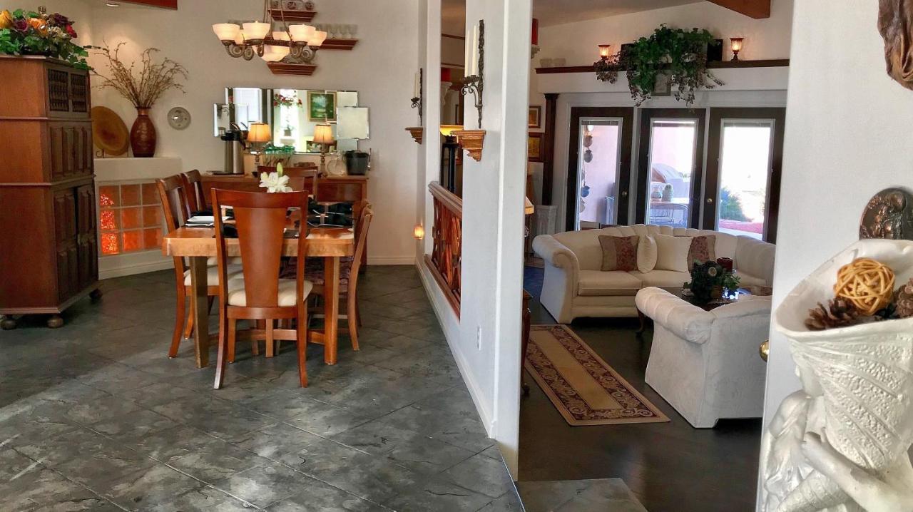 Dreamkatchers Lake Powell Bed & Breakfast บิ๊ก วอเตอร์ ภายนอก รูปภาพ