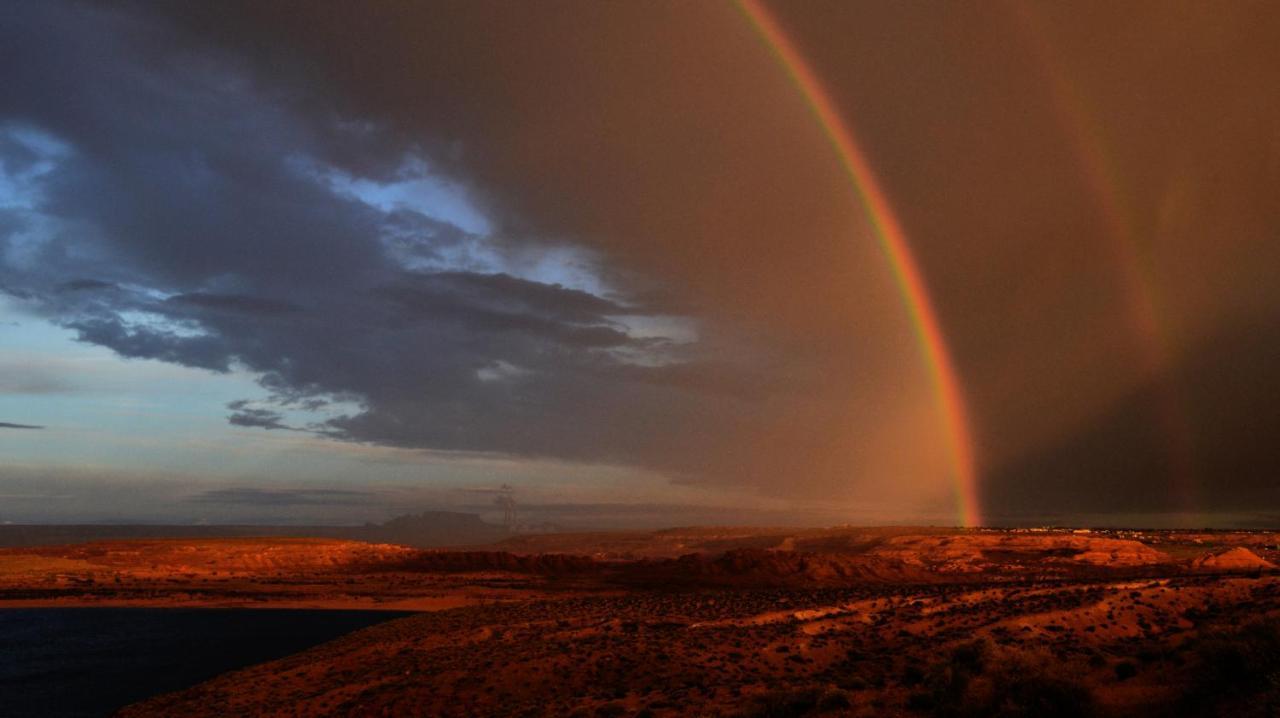 Dreamkatchers Lake Powell Bed & Breakfast บิ๊ก วอเตอร์ ภายนอก รูปภาพ