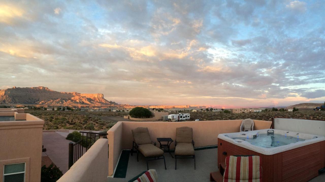 Dreamkatchers Lake Powell Bed & Breakfast บิ๊ก วอเตอร์ ภายนอก รูปภาพ